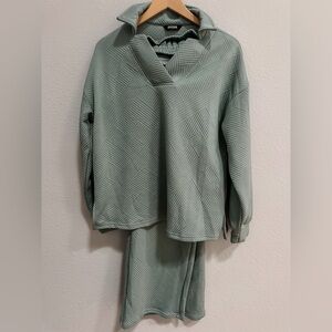 Textured Green Lounge Set